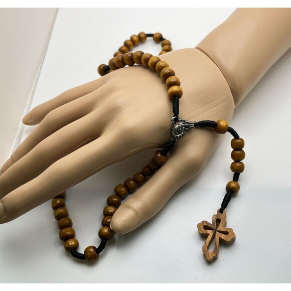 Wooden Bead Rosary With Cross & Virgin Mary Medal Religious Catholic Prayer - Picture 5 of 9